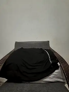 VIC22SECRET online show from 05-07-26, 01:33