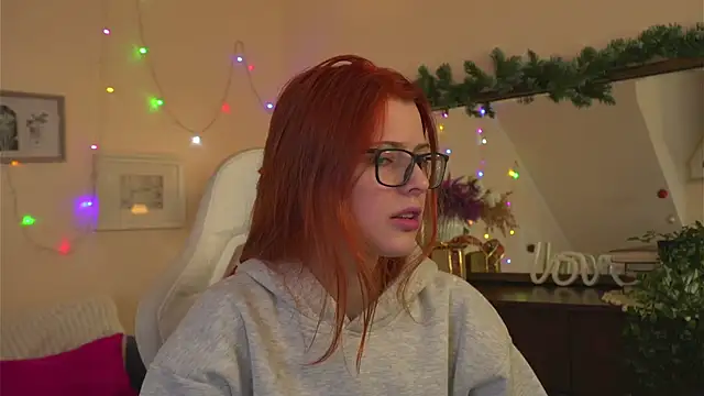 doll lesli online show from 12-24-24, 02:33