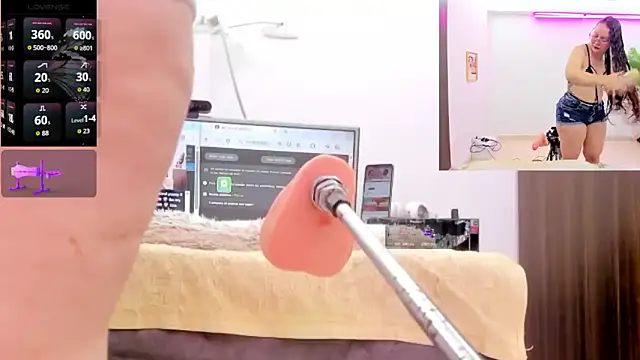 Snapshot of Paulina_Davis_ chatting on 03-01-26, 12:01 Paulina Davis online show from 03-01-26, 12:01