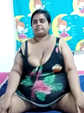 Snapshot of SusanaEshwar chatting on 03-13-26, 02:45 SusanaEshwar online show from 03-13-26, 02:45