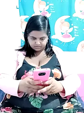 Snapshot of SusanaEshwar chatting on 03-14-26, 11:32 SusanaEshwar online show from 03-14-26, 11:32