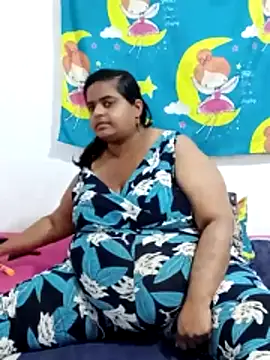 Snapshot of SusanaEshwar chatting on 03-19-26, 12:36 SusanaEshwar online show from 03-19-26, 12:36