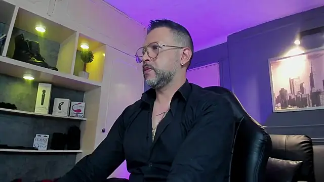 MrFrank tattoo online show from 01-17-26, 11:48