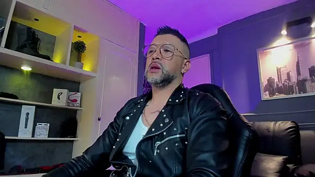 MrFrank tattoo online show from 02-08-26, 10:18