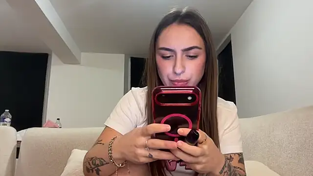 Snapshot of onefire56 chatting on 03-06-26, 08:49 onefire56 online show from 03-06-26, 08:49