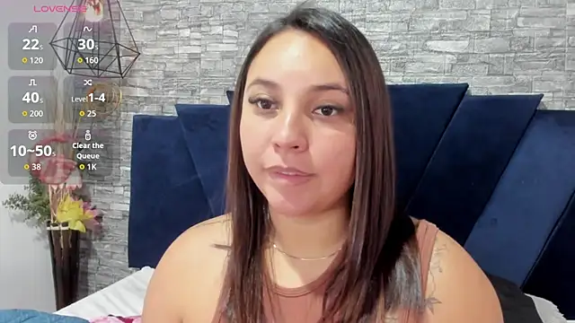 Snapshot of LizzRouse chatting on 10-06-25, 09:01 LizzRouse online show from 10-06-25, 09:01