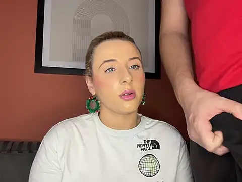 Strongqueen online show from 12-14-24, 08:18