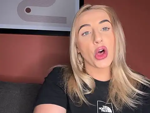 Strongqueen online show from 03-09-25, 03:22