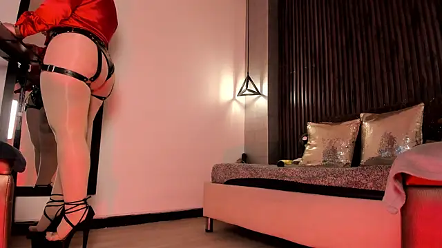  rebecca1 online show from 01-30-25, 10:19