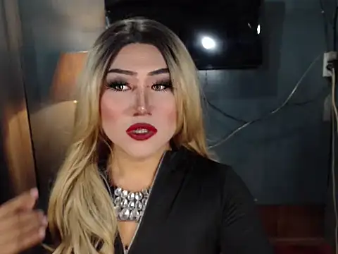 BlackAlison online show from 04-12-26, 05:40