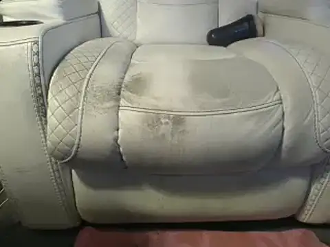 Snapshot of honeylovelace chatting on 10-28-25, 02:42 honeylovelace online show from 10-28-25, 02:42