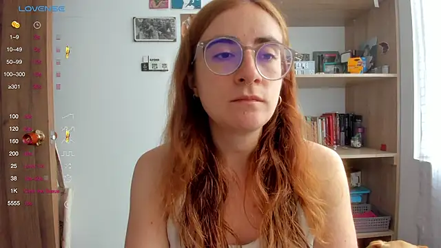linda giggle online show from 03-04-25, 01:17