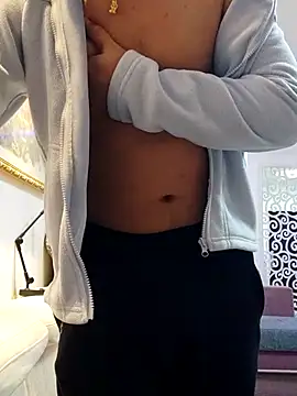 guozuo online show from 11-06-25, 02:07