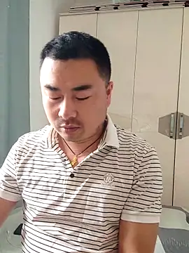 Snapshot of guozuo chatting on 03-08-26, 01:03 guozuo online show from 03-08-26, 01:03