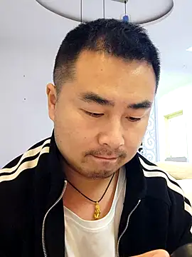 Snapshot of guozuo chatting on 03-28-26, 02:05 guozuo online show from 03-28-26, 02:05