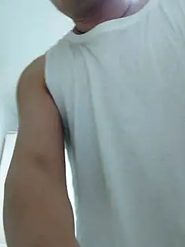 Snapshot of guozuo chatting on 04-12-26, 03:06 guozuo online show from 04-12-26, 03:06