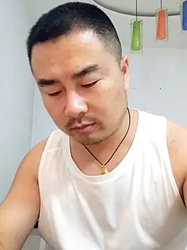 Snapshot of guozuo chatting on 05-10-26, 02:00 guozuo online show from 05-10-26, 02:00