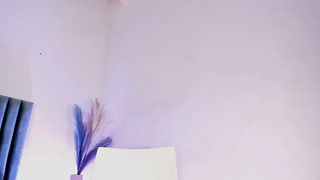 Amber  Davis online show from 02-05-25, 09:18