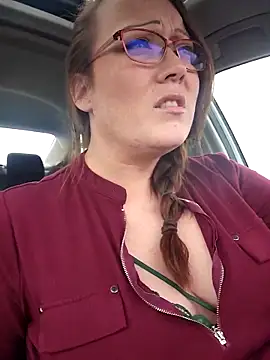 Snapshot of BBWQUEENBEEE chatting on 03-03-25, 11:35 BBWQUEENBEEE online show from 03-03-25, 11:35