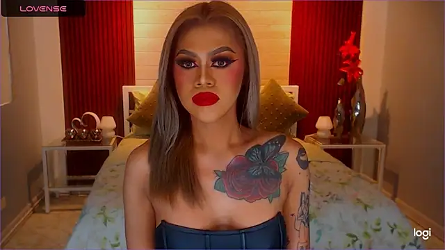 Snapshot of StellaStrong30 chatting on 02-13-26, 11:23 StellaStrong30 online show from 02-13-26, 11:23