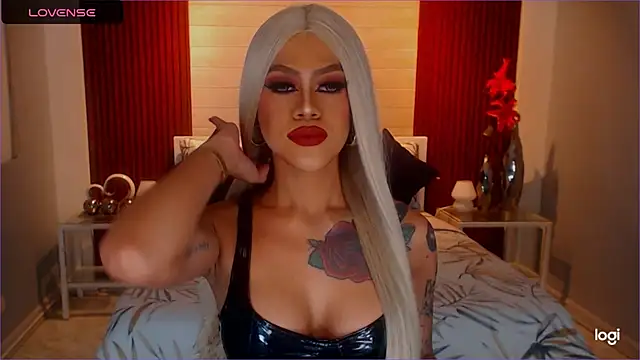 Snapshot of StellaStrong30 chatting on 02-17-26, 11:11 StellaStrong30 online show from 02-17-26, 11:11