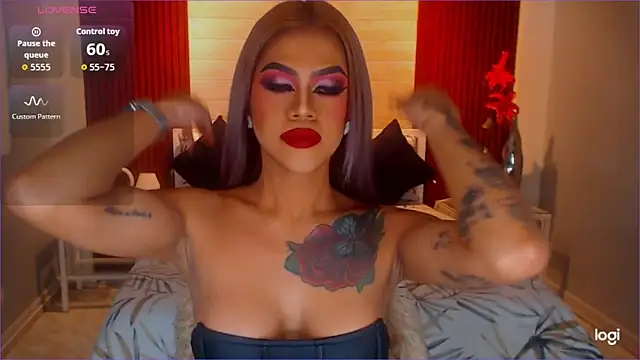 Snapshot of StellaStrong30 chatting on 02-19-26, 11:01 StellaStrong30 online show from 02-19-26, 11:01