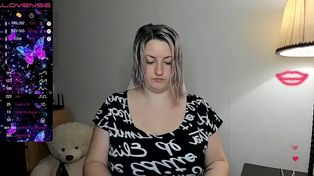 Christen John lover online show from 03-03-25, 05:39