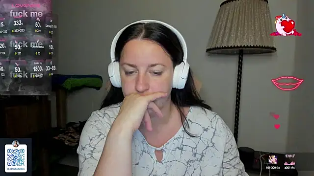 Christen John lover online show from 09-10-25, 08:53