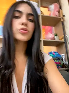 Snapshot of DaphneUwu chatting on 11-01-25, 12:01 DaphneUwu online show from 11-01-25, 12:01