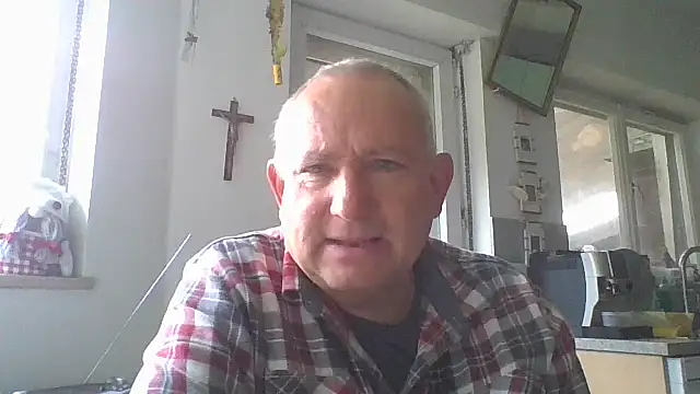 jeanlulu online show from 10-14-25, 08:37