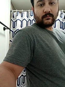 Snapshot of J053valmor chatting on 02-02-26, 06:56 J053valmor online show from 02-02-26, 06:56