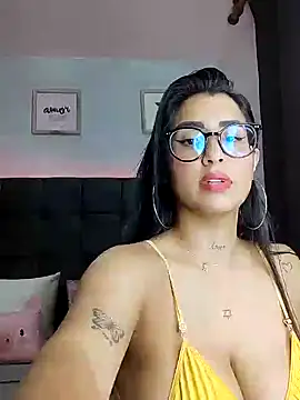 lovely violet13 online show from 12-12-24, 12:05