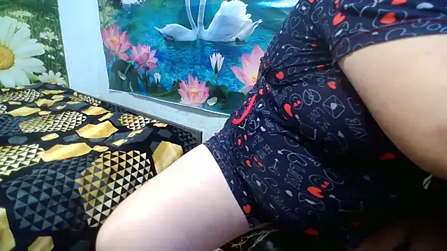 AnnaXGold online show from 09-13-25, 01:00
