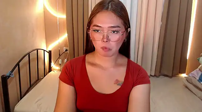 Itsme claire online show from 12-04-24, 03:04