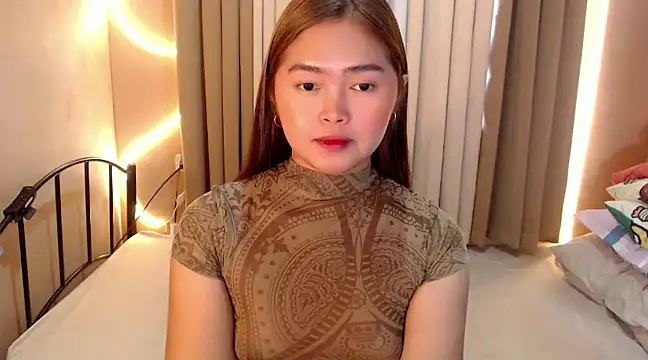 Itsme claire online show from 12-13-24, 02:10