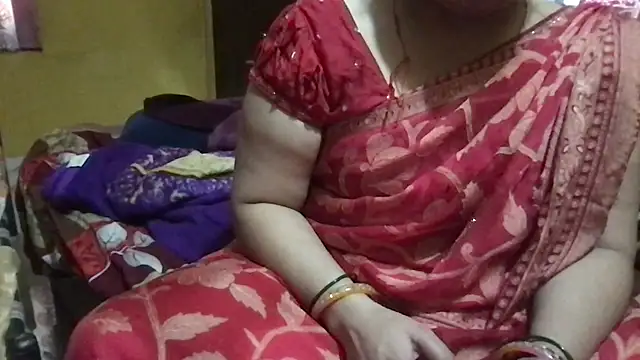 Snapshot of Riyasingh9 chatting on 09-24-25, 02:48 Riyasingh9 online show from 09-24-25, 02:48