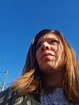 Snapshot of Lina_lou4 chatting on 01-01-25, 01:37 Lina lou4 online show from 01-01-25, 01:37