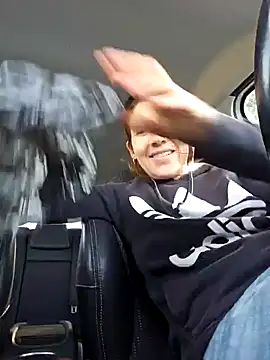 Snapshot of Lina_lou4 chatting on 01-05-25, 12:53 Lina lou4 online show from 01-05-25, 12:53