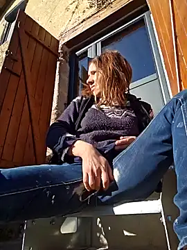 Snapshot of Lina_lou4 chatting on 01-14-25, 12:35 Lina lou4 online show from 01-14-25, 12:35