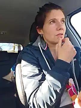 Snapshot of Lina_lou4 chatting on 02-14-25, 02:12 Lina lou4 online show from 02-14-25, 02:12