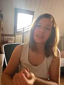 Snapshot of Lina_lou4 chatting on 02-21-25, 07:23 Lina lou4 online show from 02-21-25, 07:23