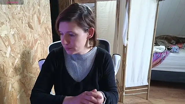 Snapshot of Lina_lou4 chatting on 03-16-25, 12:44 Lina lou4 online show from 03-16-25, 12:44