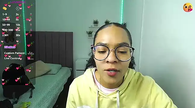 Nina lovee  online show from 12-02-24, 01:46
