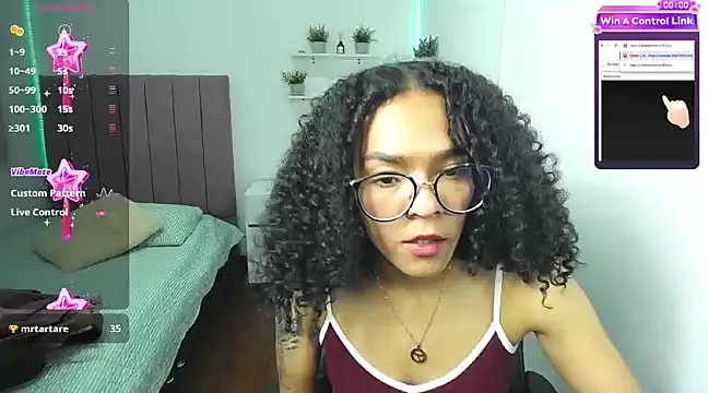 Nina lovee  online show from 12-05-24, 04:44