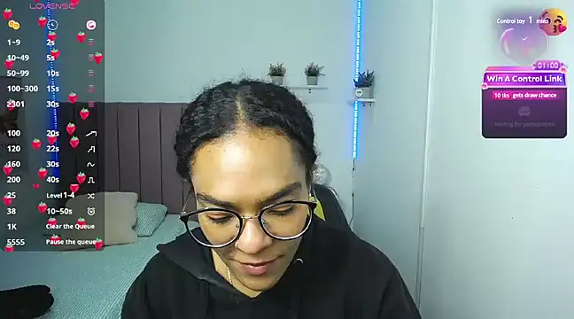 Nina lovee  online show from 12-09-24, 04:47