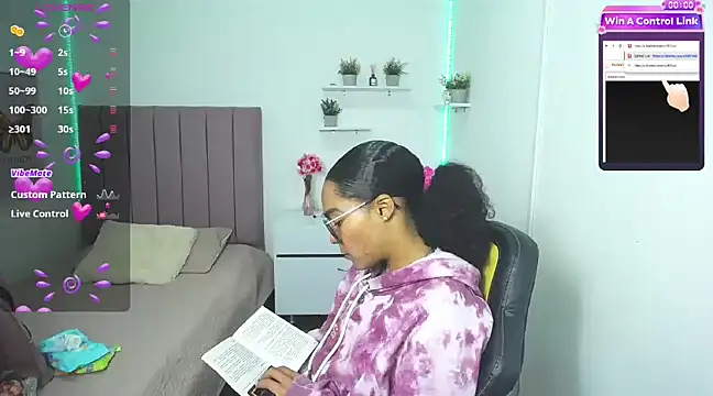 Nina lovee  online show from 12-11-24, 04:42
