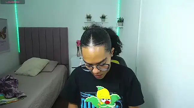 Nina lovee  online show from 02-13-25, 02:31