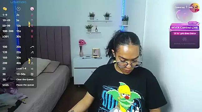 Nina lovee  online show from 02-13-25, 05:33