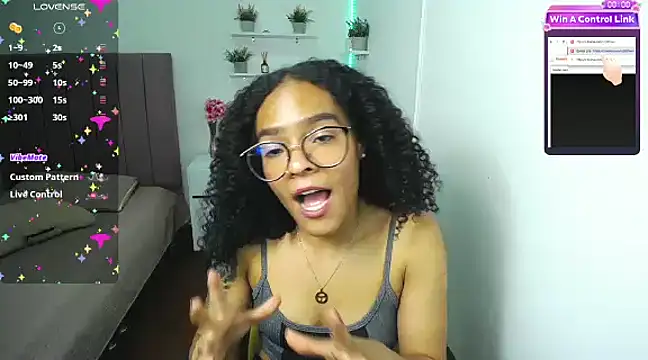 Nina lovee  online show from 02-19-25, 11:25