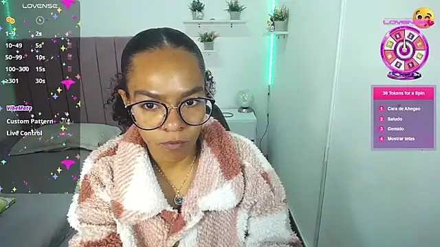 Nina lovee  online show from 09-17-25, 02:08